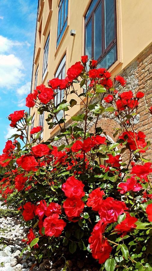 Hotel La Cartiera Vignola  Buitenkant foto